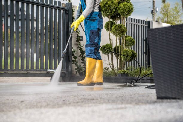 Pressure Washing Brick in Sam Rayburn, TX